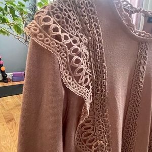 Maybe colored Cable and Gauge sweater size L